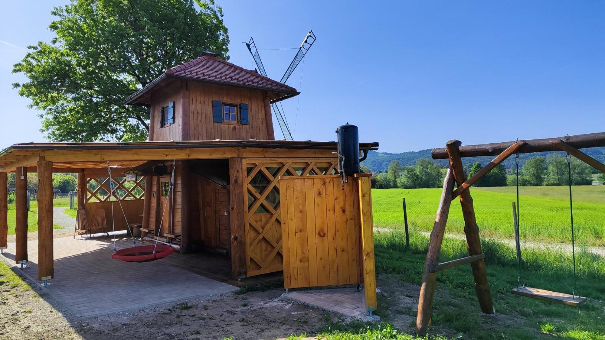 Unique Wooden Holiday House In Nature Lukovica pri Domžalah Exteriör bild